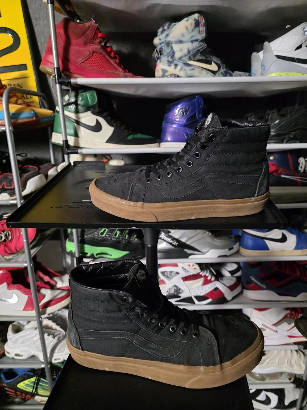 🔥 Vans Men Size 9.5 Black High-Top Slip-On Sneakers with Gum Sole